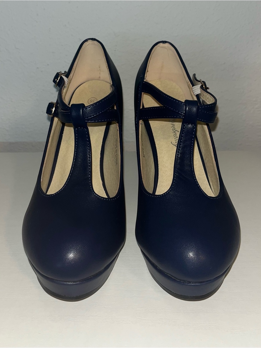 Navy Blue T-Strap Women's Platform Pumps - size 36 (US 6) Brand: Getmorebeauty